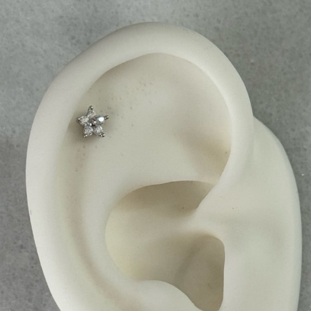 Sterling Silver Crystal Flower Mini Small Cartilage Earring Brand New